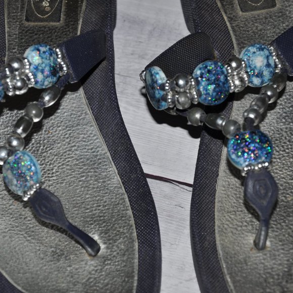 Grandco Sandals Thong Flip Flops With Sapphire Blue Shimmery Beads - Picture 4 of 9